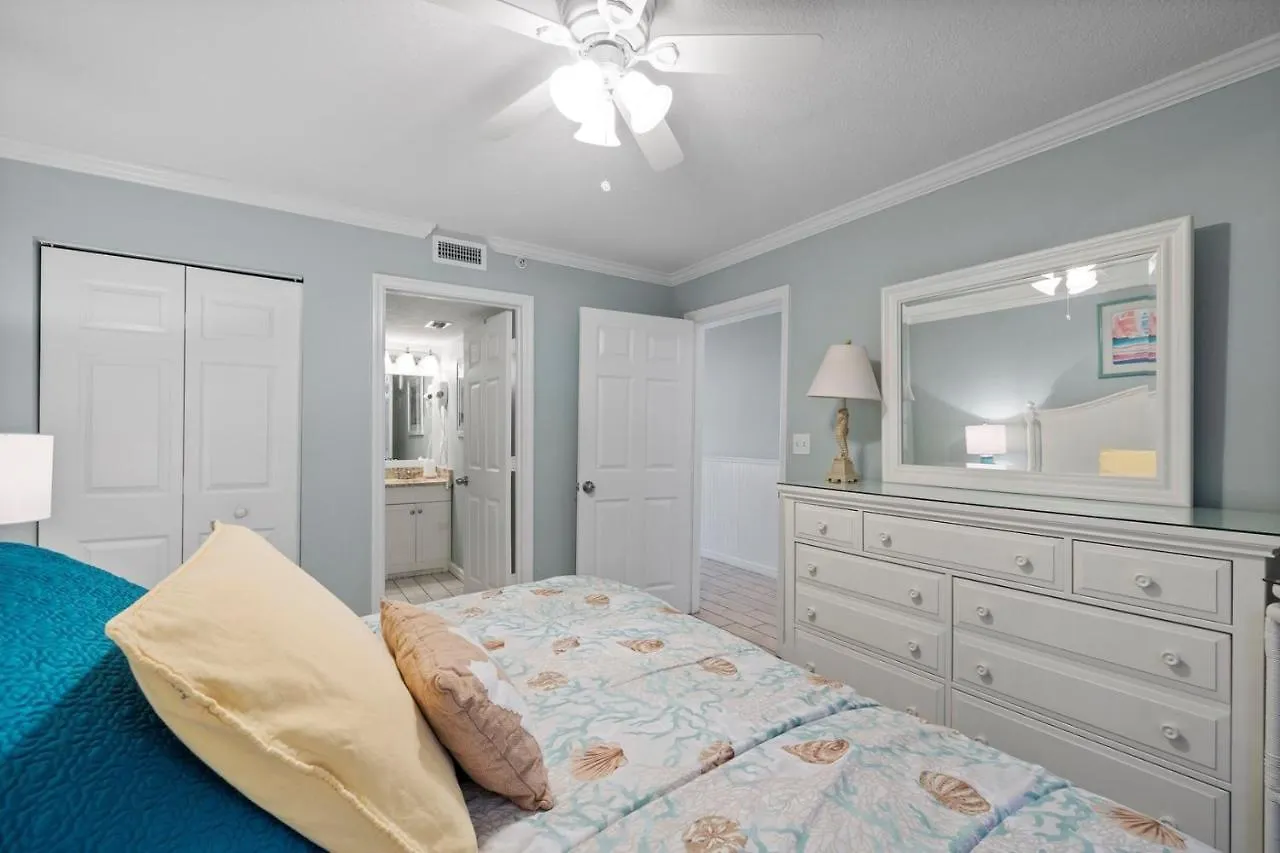 Pelican Beach 2009 Condo Destin Apartment